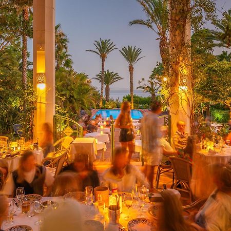 Hurricane Beach Hotel Tarifa Bagian luar foto